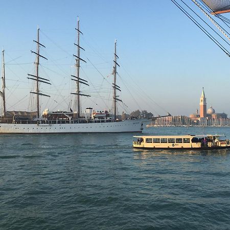 Riva Excelsior Apartment Venedig Exteriör bild